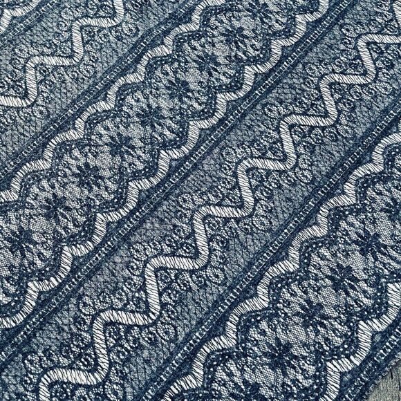 Black Soft Lace Fabric Halloween Gothic - Picture 2 of 5